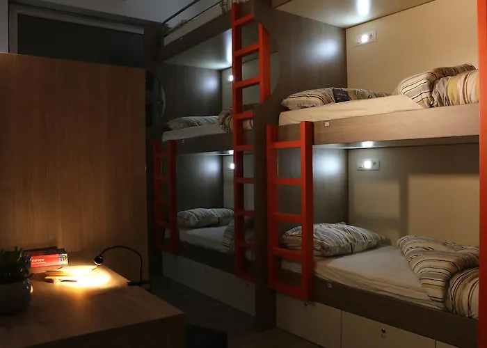 Hostel Tivoli Lubiana